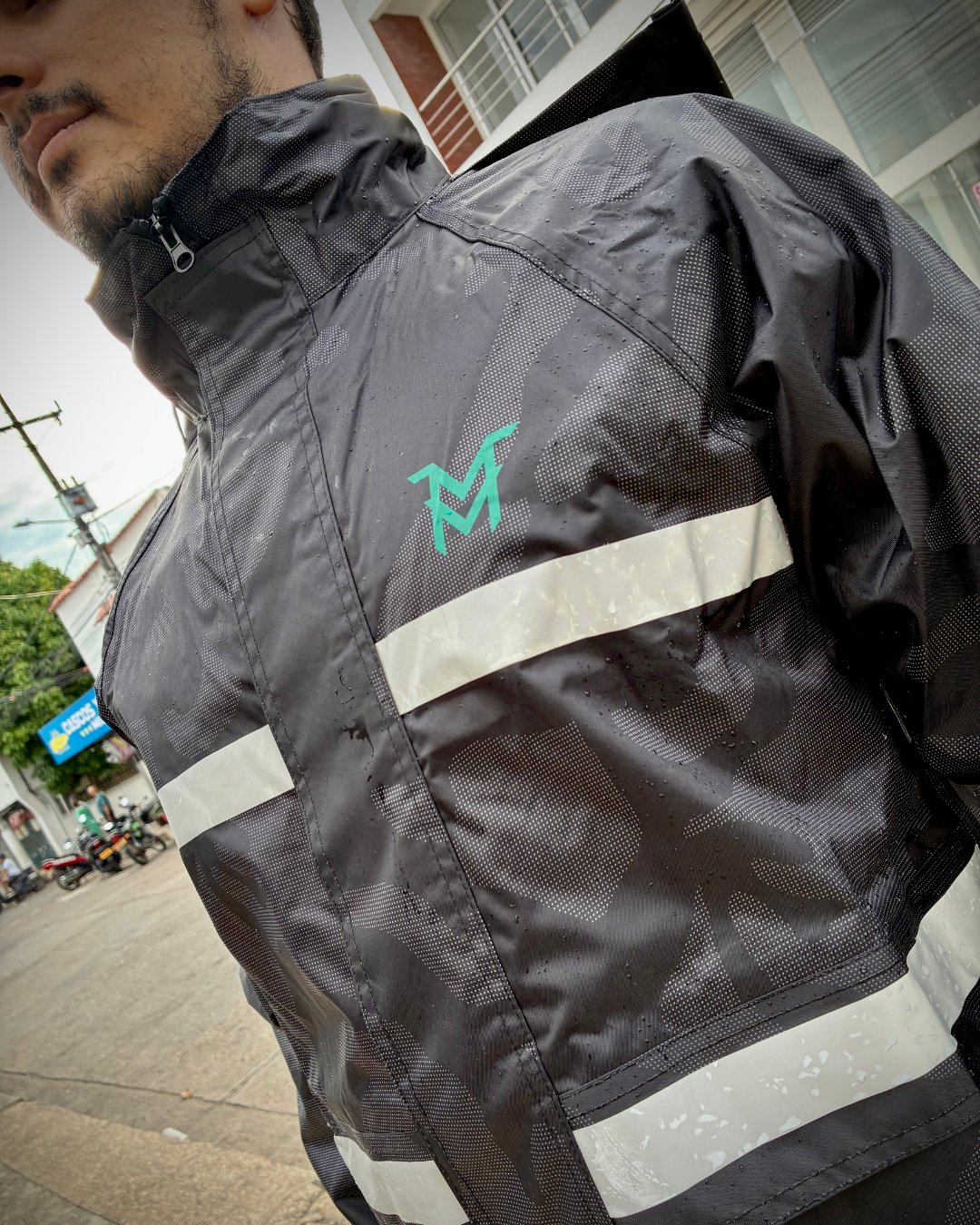 🚨 Promoción🚨 ☔🌧 Impermeable Negro  💯 + Envío Gratis y pago contra entrega ✅